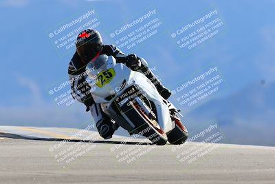 media/Jan-08-2022-SoCal Trackdays (Sat) [[1ec2777125]]/Turn 9 (125pm)/